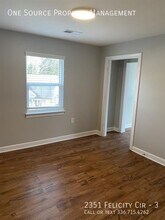 2351 Felicity Cir in Winston-Salem, NC - Foto de edificio - Building Photo