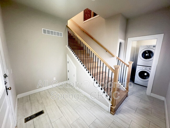 330 E Cache La Poudre St in Colorado Springs, CO - Building Photo - Building Photo