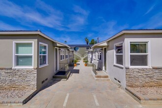 4154-4158 Estrella Avenue in San Diego, CA - Foto de edificio - Interior Photo