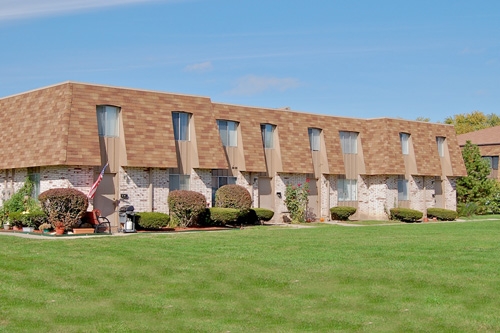 Lake Point Apartments in Sandusky, OH - Building Photo - Building Photo