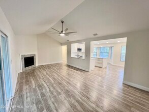 13582 Cardona Dr in Jacksonville, FL - Building Photo - Building Photo