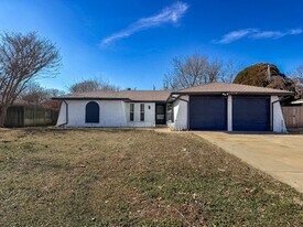 1518 Cinderella Ave in Norman, OK - Building Photo