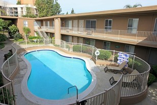 Trade Winds Apartments