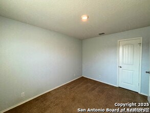 5907 Kendall Cv in San Antonio, TX - Building Photo - Building Photo