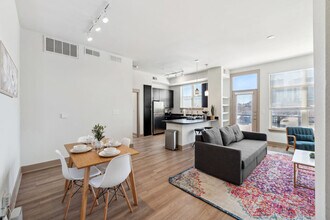 2901 Indiana St in Dallas, TX - Building Photo - Building Photo