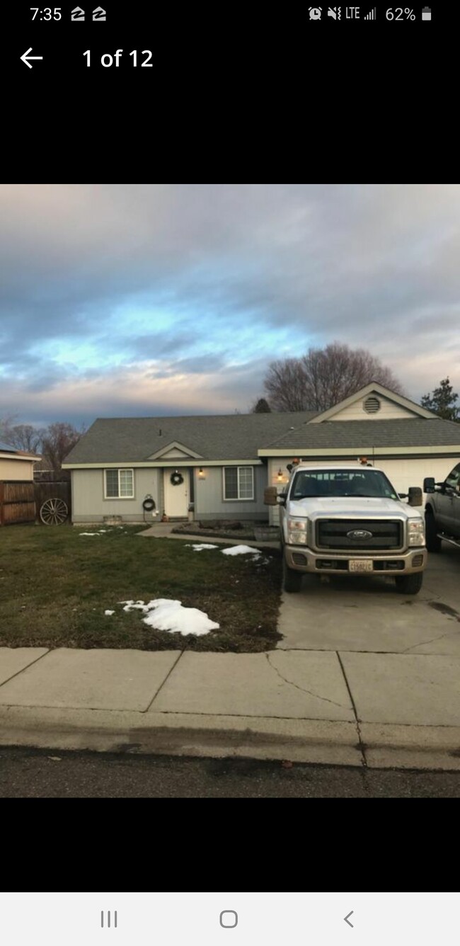 1700 N Iowa St in Ellensburg, WA - Building Photo - Building Photo