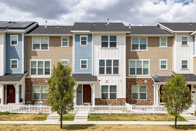 property at 5161 Stockfield Ln
