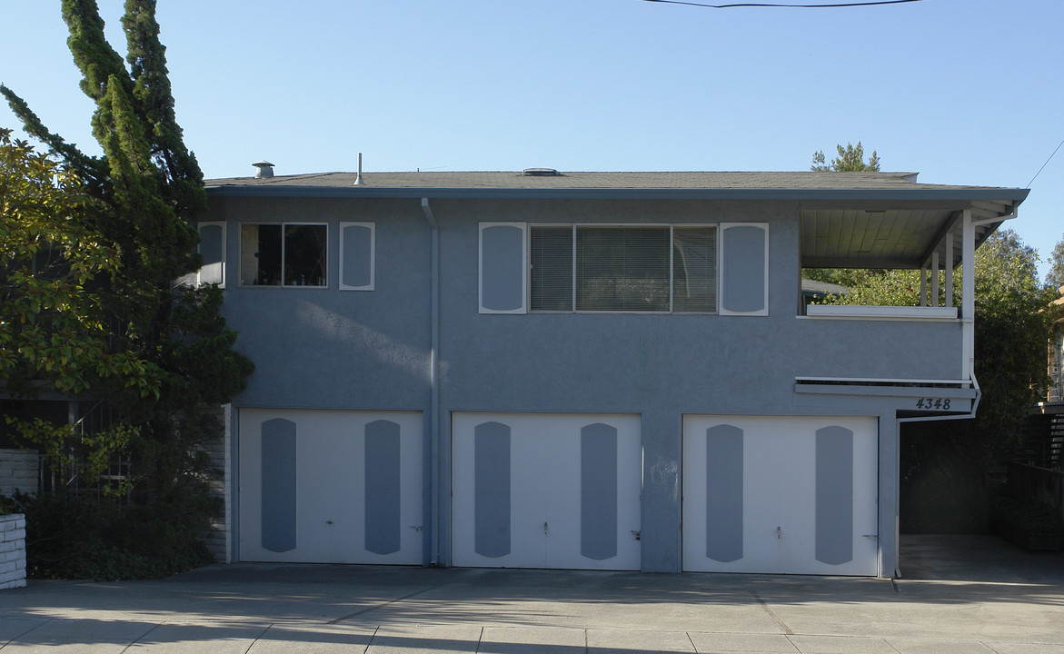 4348 Rilea Way in Oakland, CA - Building Photo