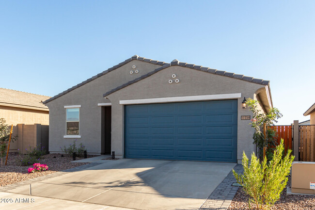 17359 W Sunnyslope Ln in Waddell, AZ - Building Photo - Building Photo