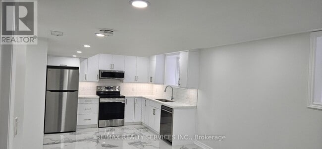 15163 Danby Rd in Halton Hills, ON - Building Photo - Building Photo