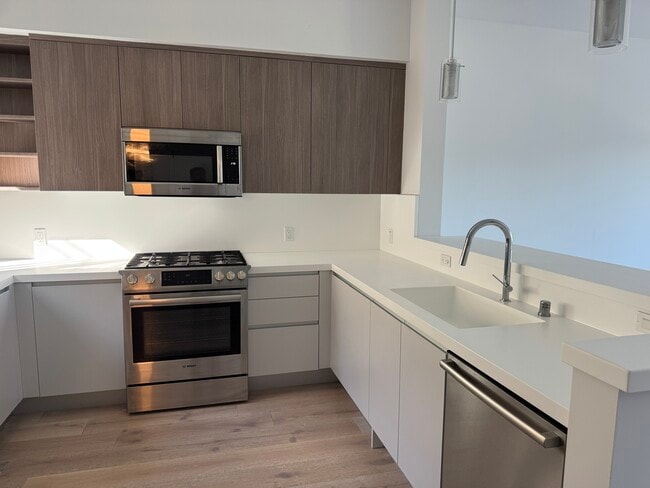 property at 2747 San Pablo Ave