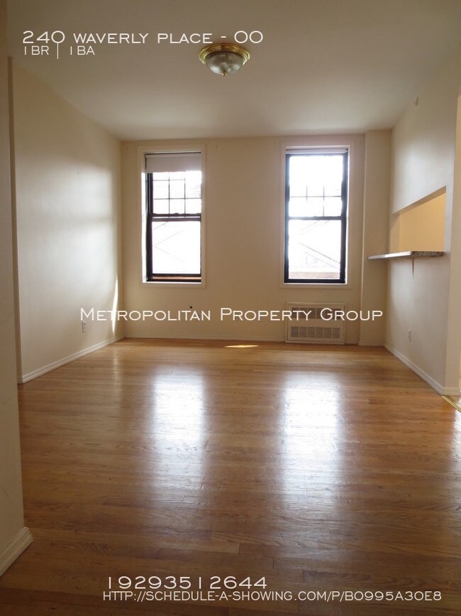 240 Waverly Pl-Unit -00 in New York, NY - Building Photo - Building Photo