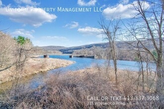 315 Woronoco Rd in Russell, MA - Building Photo - Building Photo