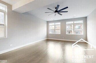 3253 N Elston Ave in Chicago, IL - Building Photo - Building Photo