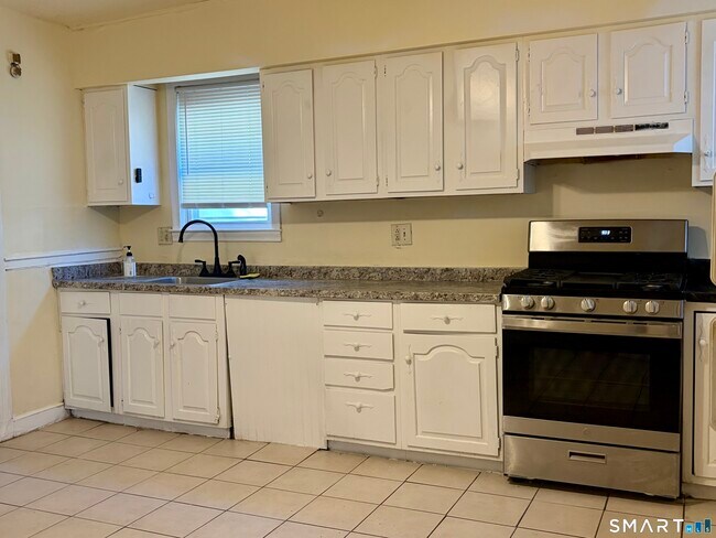 162 Gilbert Ave in New Haven, CT - Building Photo - Building Photo