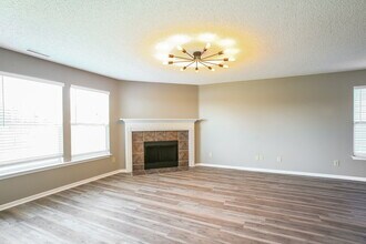 14379 Black Farm Dr in Noblesville, IN - Building Photo - Building Photo