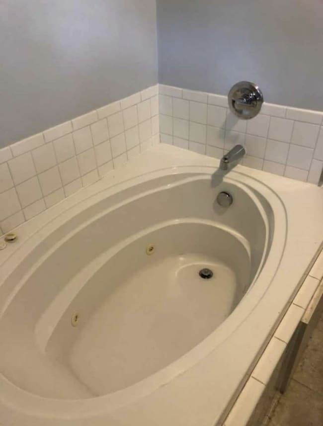 property at 307 W 32nd St