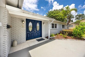 10504 Lacera Dr in Tampa, FL - Building Photo - Building Photo