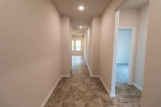1004 Maple Wy in Crowley, TX - Building Photo - Building Photo