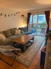 3 Lancelot Court in Salem, NH - Building Photo - Building Photo