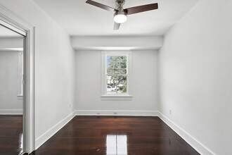 7821 Maple St-Unit -Upstairs in New Orleans, LA - Building Photo - Building Photo