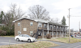 2523 Cedar Ln in Knoxville, TN - Building Photo