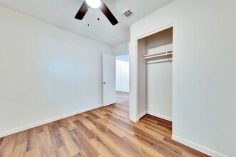 3514 Southridge Dr in Austin, TX - Foto de edificio - Building Photo