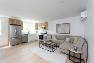 7 Kenoza Ave in Haverhill, MA - Building Photo - Building Photo