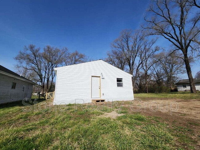 property at 2820 N 15th St