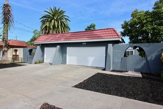 4467 Hoen Ave in Santa Rosa, CA - Building Photo - Building Photo