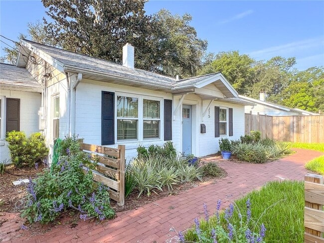 property at 215 NW 16th Ave