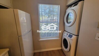 101 Sussex Ave in Mcdonough, GA - Building Photo - Building Photo