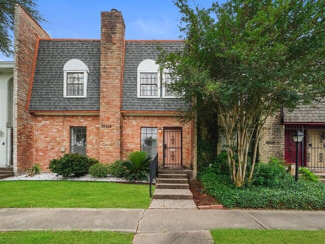property at 10616 Bob White Dr