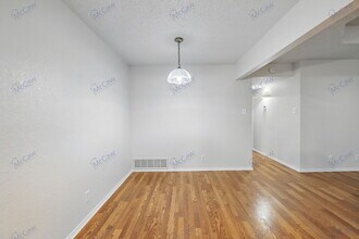6708 S Creek Dr in Fort Worth, TX - Building Photo - Building Photo