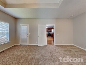 316 Lone Oak Dr in White House, TN - Building Photo - Building Photo