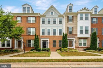 8854 Orchard Ln in Manassas, VA - Building Photo - Building Photo