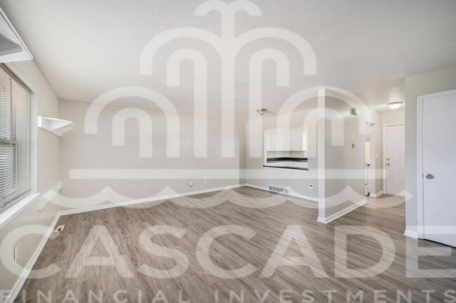 108 N Chestnut St in Belton, MO - Building Photo - Building Photo