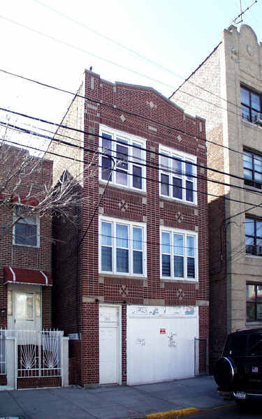 1331 Beach Ave in Bronx, NY - Foto de edificio