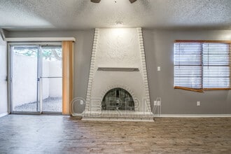 5330 Kenosha Ave in Lubbock, TX - Building Photo - Building Photo