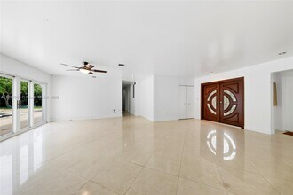 8845 SW 156th Terrace in Palmetto Bay, FL - Building Photo - Building Photo