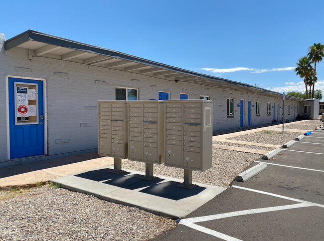 The Palms Mobile Home Park in Tucson, AZ - Building Photo - Building Photo