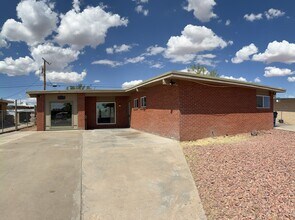 5113 Wally Dr in El Paso, TX - Building Photo - Building Photo