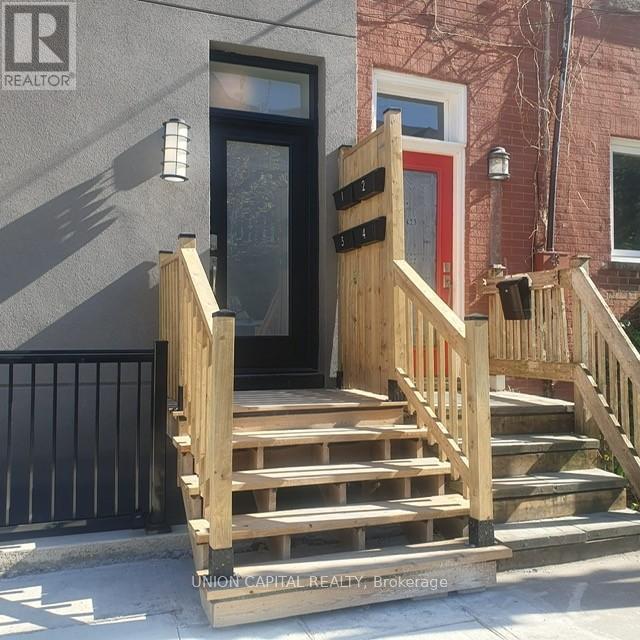 45-45 Norwood Terrace in Toronto, ON - Building Photo - Building Photo