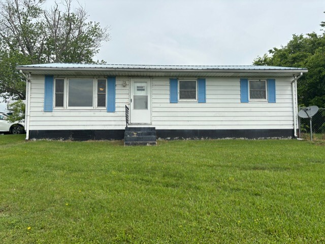 property at 100 Hixon Cir