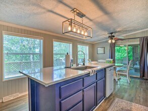 10097 Jims Trail in Rogers, AR - Building Photo - Building Photo