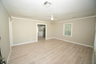 424 S 73rd E Ave in Tulsa, OK - Building Photo - Building Photo