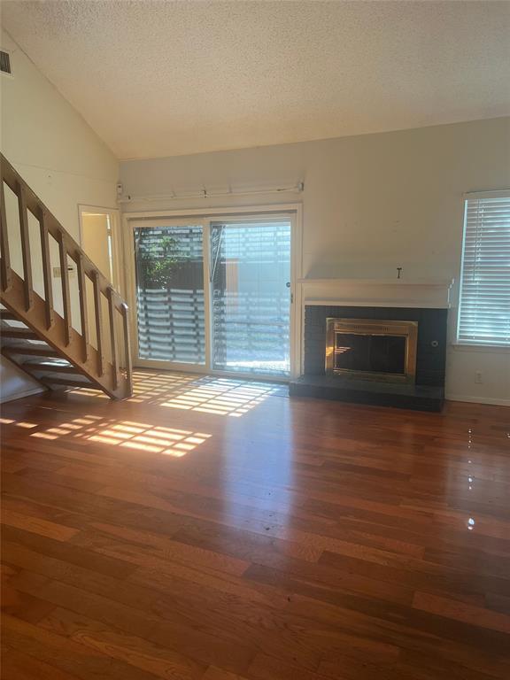 1515 W Braker Ln in Austin, TX - Building Photo - Building Photo