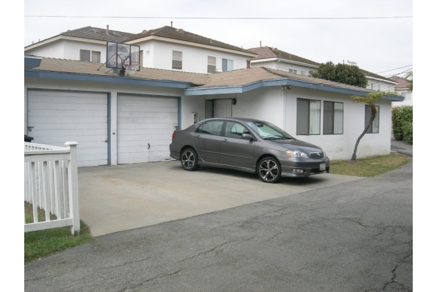 2639-2649 Orange Ave in Costa Mesa, CA - Building Photo - Building Photo