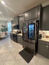 2024 SW 41st St in Cape Coral, FL - Foto de edificio - Building Photo