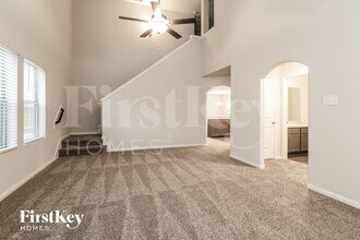 255 Rd 5102F in Cleveland, TX - Foto de edificio - Building Photo